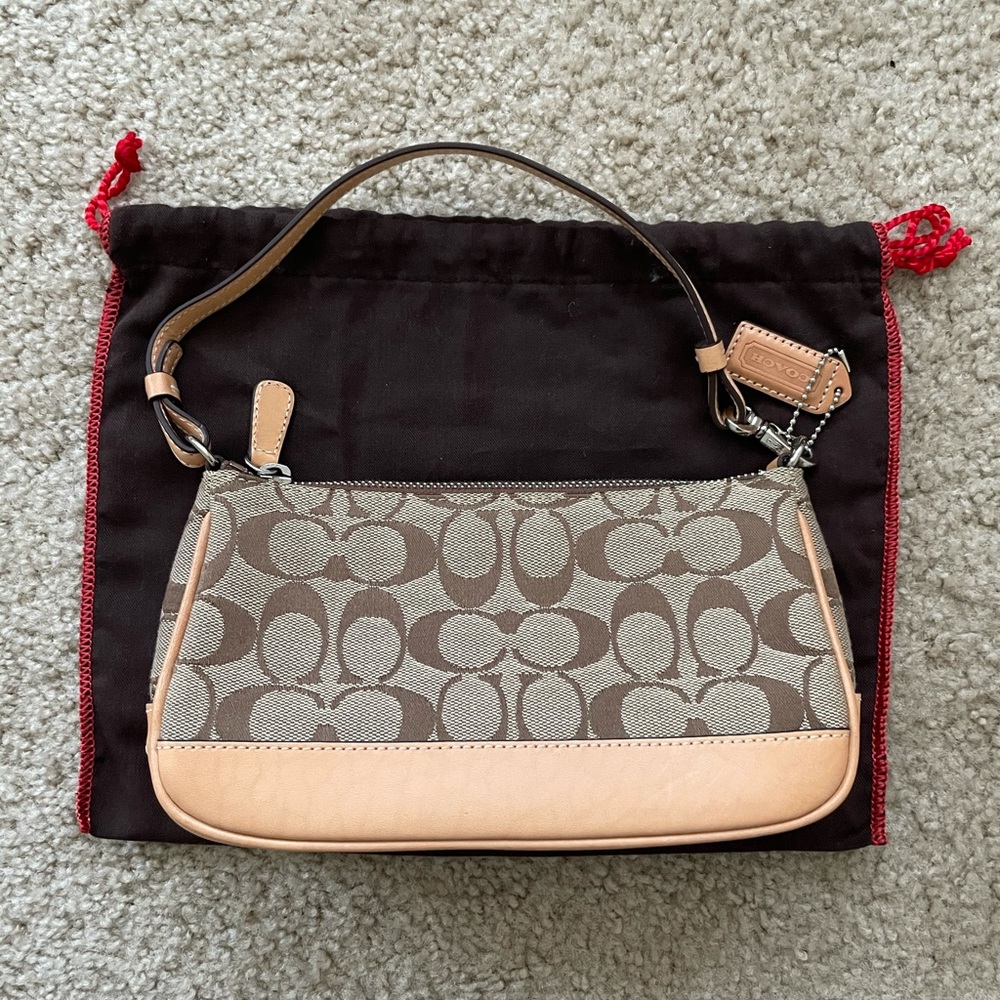 Coach swinger bag